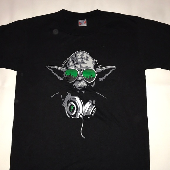yoda headphones t shirt